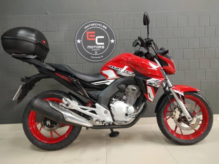 HONDA - CB TWISTER - 2021/2021 - Vermelha - R$ 21.900,00