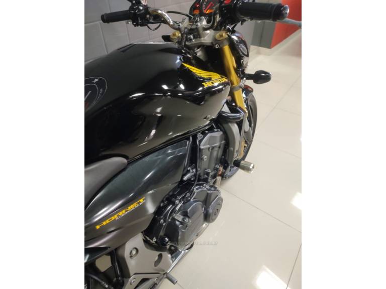 HONDA - CB 600F - 2010/2010 - Preta - R$ 38.900,00