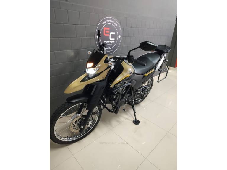 YAMAHA - XTZ - 2023/2023 - Bege - R$ 26.900,00