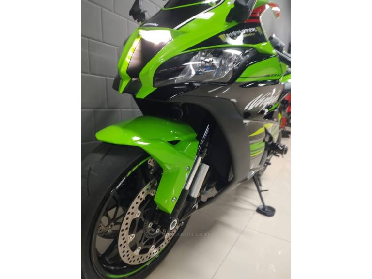 KAWASAKI - NINJA ZX-10R - 2019/2020 - Verde - R$ 84.900,00 - EC Motors