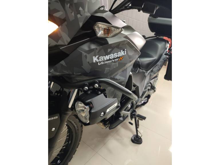 KAWASAKI - VERSYS 300X TOURER - 2020/2020 - Preta - R$ 32.900,00
