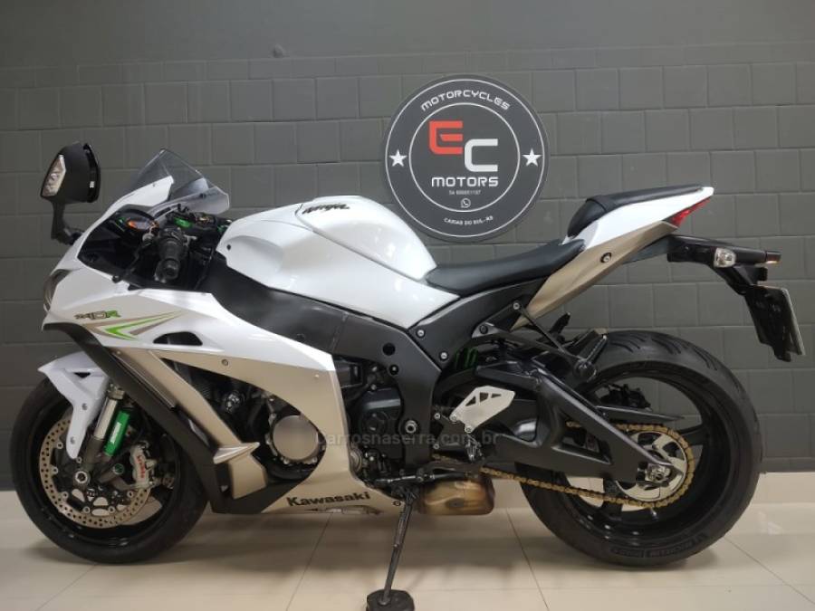 KAWASAKI - NINJA ZX-10R - 2016/2017 - Branca - R$ 62.600,00 - EC