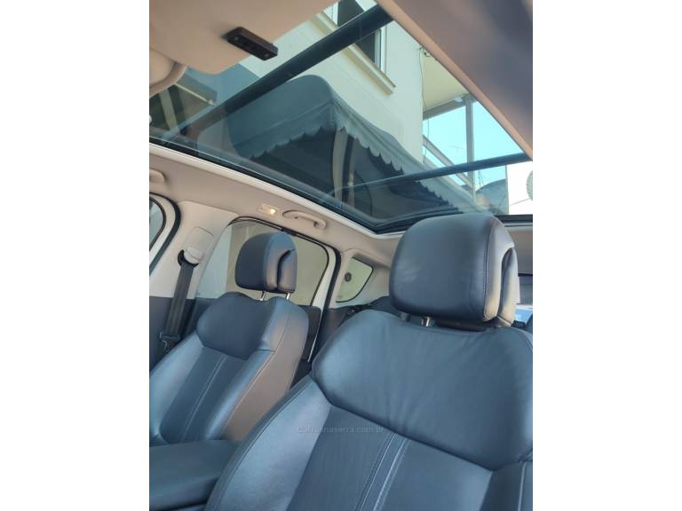 PEUGEOT - 3008 - 2011/2012 - Branca - R$ 38.600,00