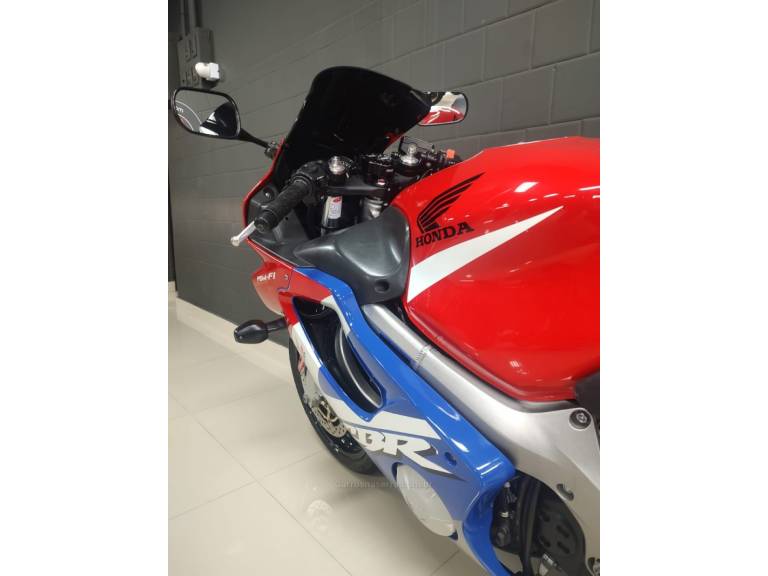HONDA - CBR 600F - 2001/2001 - Branca - R$ 35.000,00