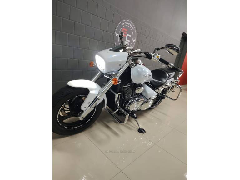 SUZUKI - BOULEVARD - 2015/2016 - Branca - R$ 46.800,00