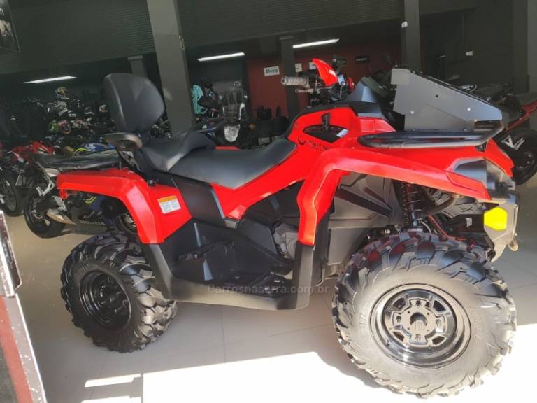 CAN-AM - OUTLANDER - 2018/2019 - Vermelha - R$ 59.900,00
