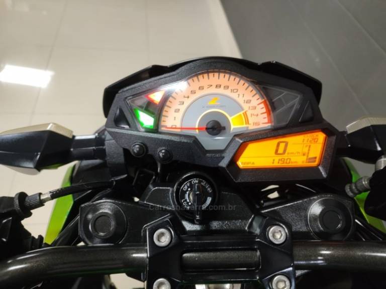 KAWASAKI - Z300 - 2015/2016 - Verde - R$ 19.000,00
