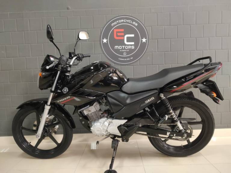 YAMAHA - FAZER - 2014/2015 - Preta - R$ 12.600,00