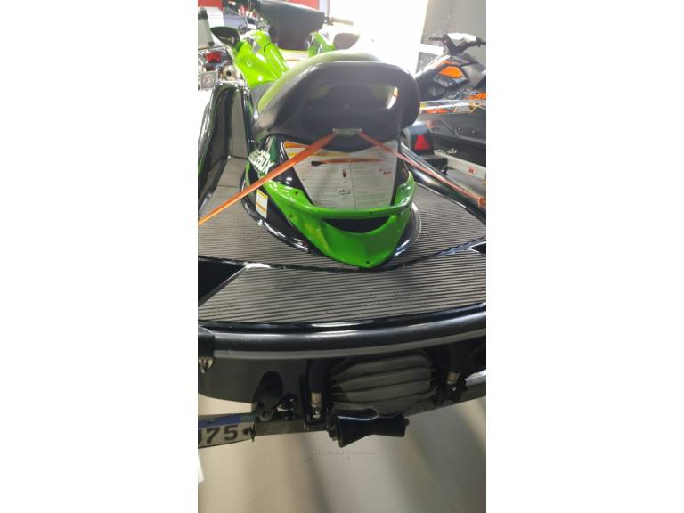 KAWASAKI - JETSKI 750 XI - 2011/2011 - Verde - R$ 46.000,00