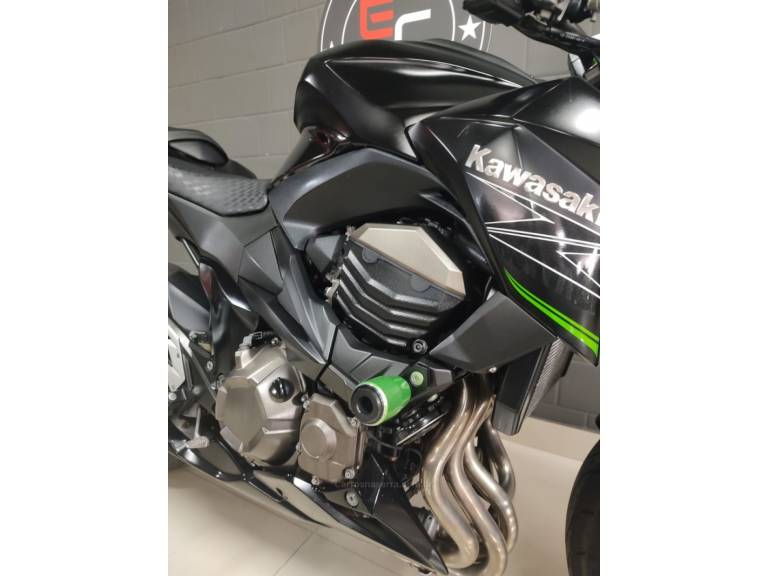 KAWASAKI - Z800 - 2015/2016 - Preta - R$ 42.600,00