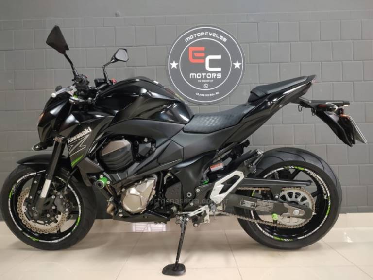 KAWASAKI - Z800 - 2015/2016 - Preta - R$ 42.600,00