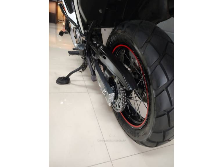 HONDA - XL 700V - 2012/2012 - Branca - R$ 32.700,00