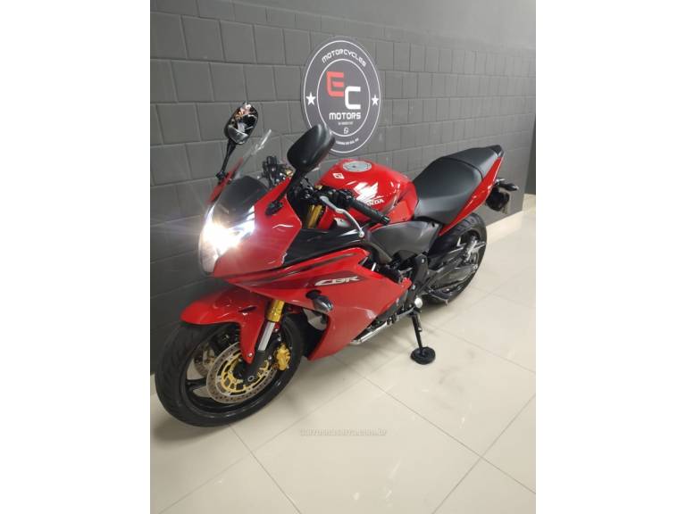 HONDA - CBR 600F - 2014/2014 - Vermelha - R$ 41.900,00