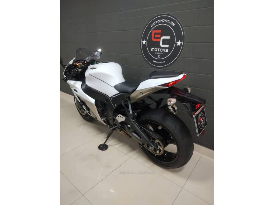 KAWASAKI - NINJA ZX-10R - 2016/2017 - Branca - R$ 62.600,00 - EC