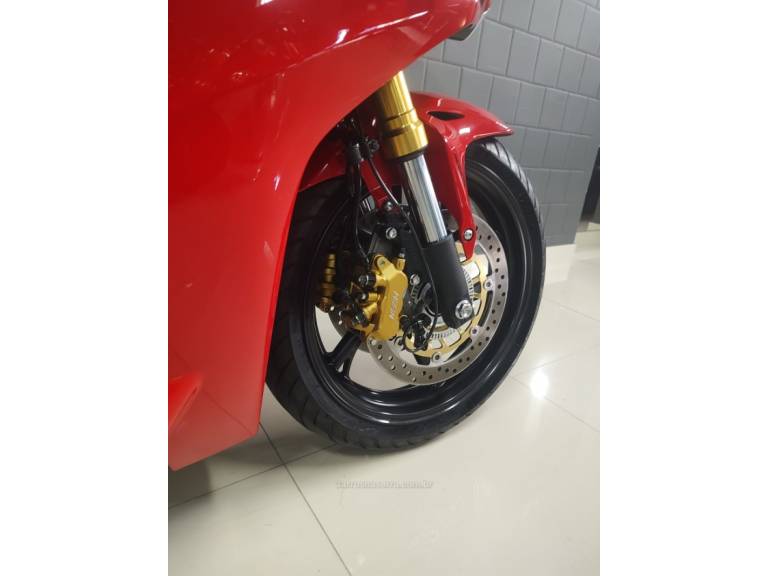 HONDA - CBR 600F - 2014/2014 - Vermelha - R$ 41.900,00